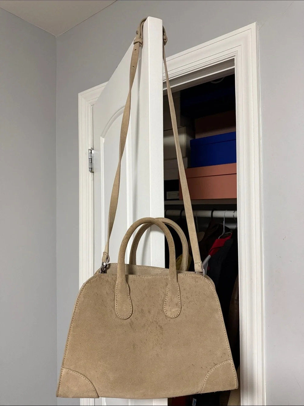 COS refined taupe